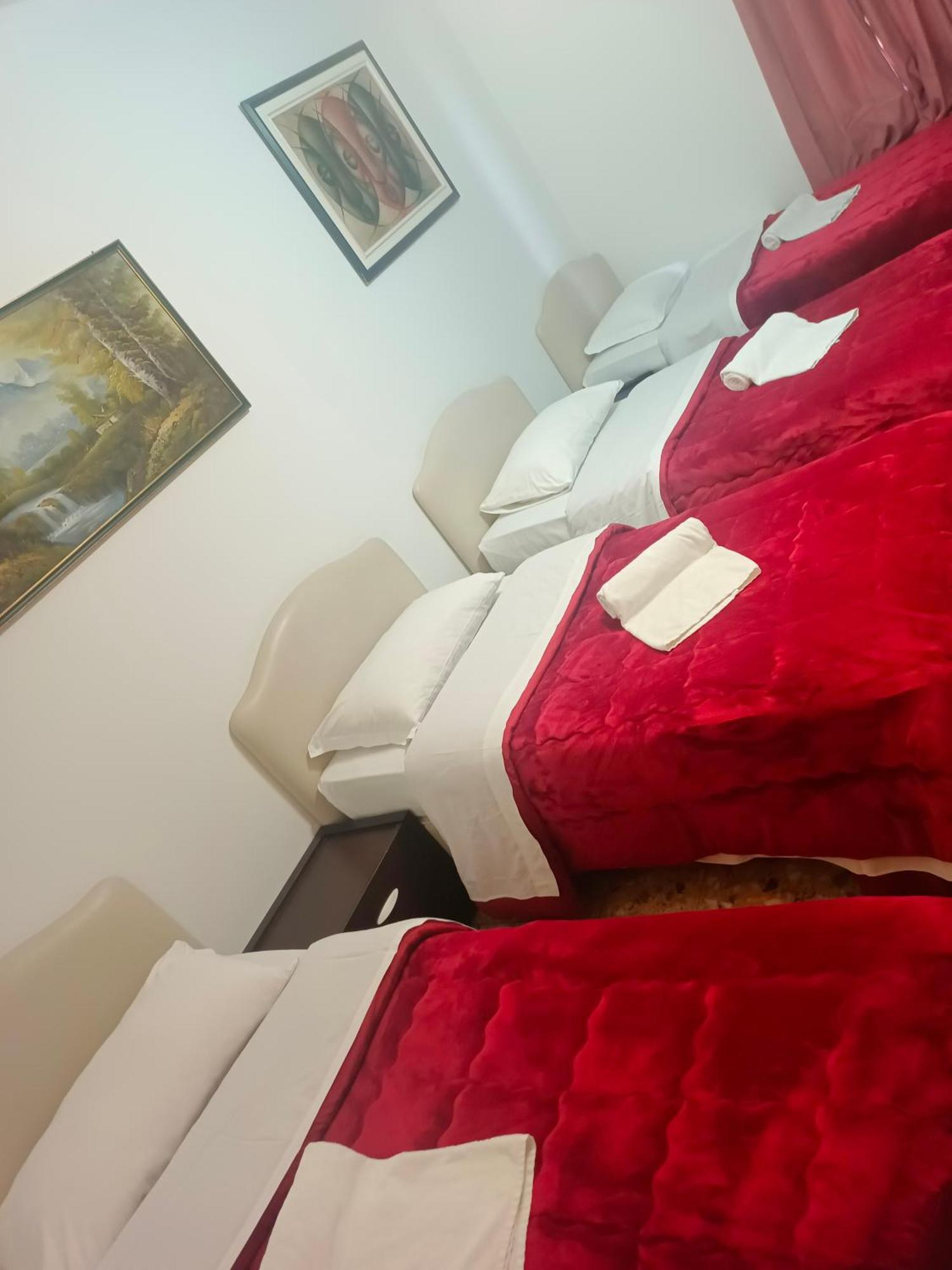 Host Roma Hostel Ngoại thất bức ảnh